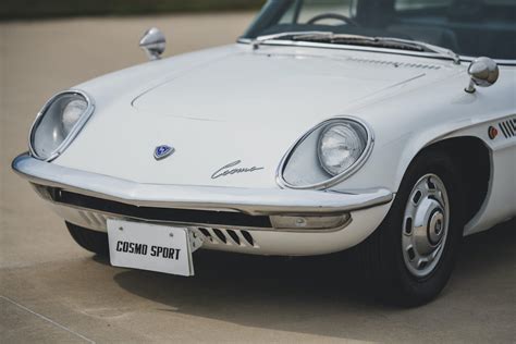 The Mazda Cosmo Sport – The World's First Mass-Produced Twin Rotary ...