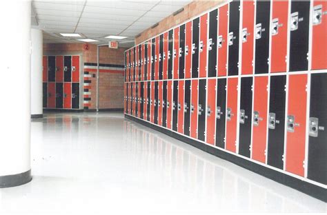 School Lockers for Hallways and Athletics | DeBourgh