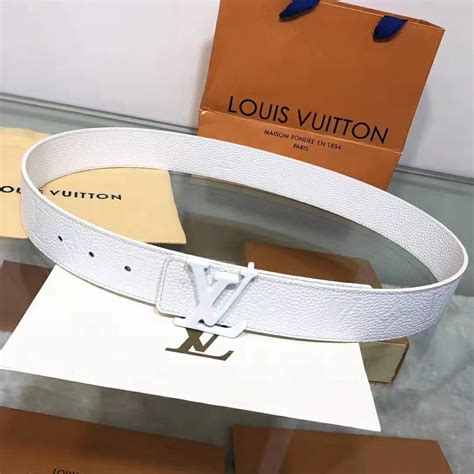 Lv Shape 40mm Belt Red | semashow.com