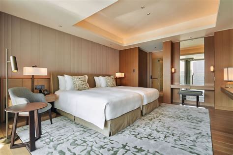 Palace Hotel Tokyo Review: Best Luxury Hotel Near The Imperial Palace