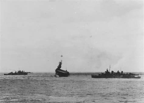 Sinking of the USS Yorktown CV-5 Battle of Midway June 7 1942 | World War Photos