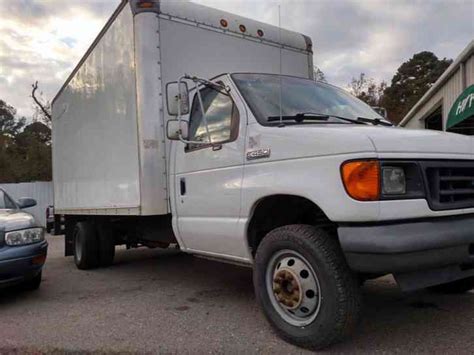 Ford E450 (2006) : Van / Box Trucks