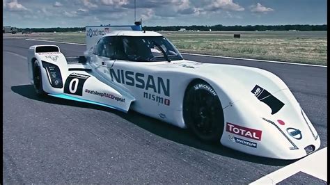 Driving Nissan’s 750bhp hybrid Le Mans dart-shaped racer | Top Gear - YouTube