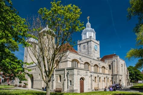 Portsmouth Cathedral, History, Beautiful Photos & Visiting Information