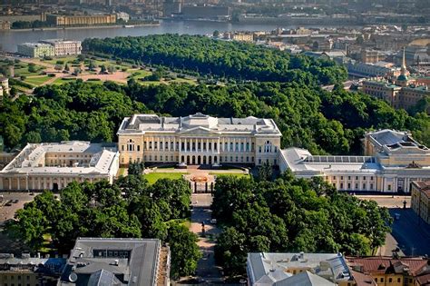 The 6 Most Stunning Palaces to Visit in St. Petersburg | Vogue