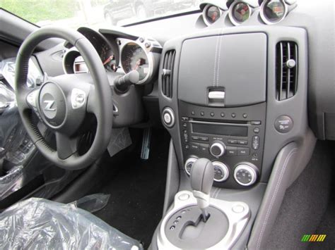 Black Interior 2011 Nissan 370Z Sport Coupe Photo #48416650 | GTCarLot.com