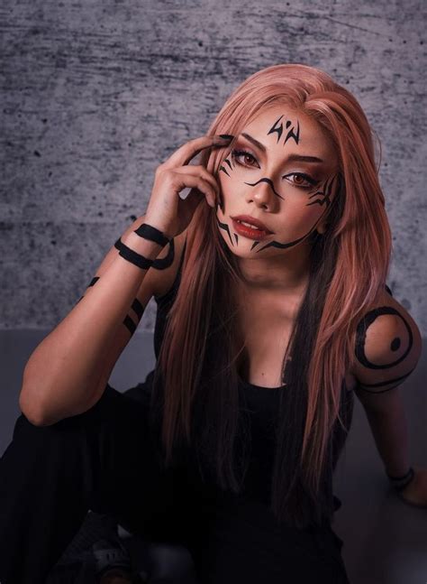 Sukuna jujutsu kaisen cosplay in 2022 | Cosplay, Halloween face makeup, Face makeup