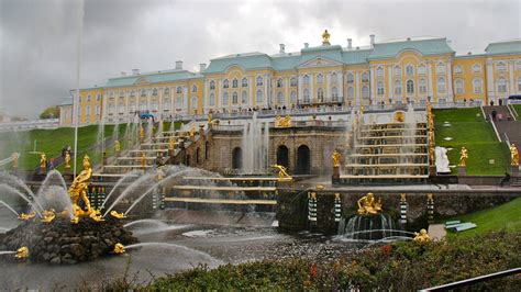 Peterhof Palace In Saint Petersburg Russia HD Travel Wallpapers | HD Wallpapers | ID #56481