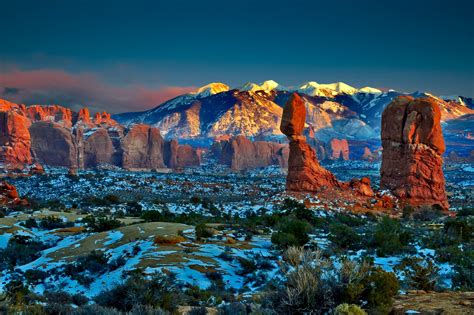 Arches National Park, Utah, USA - Traveldigg.com