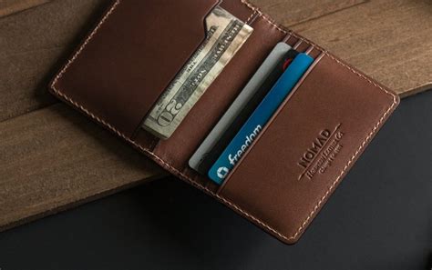 The 15 Best Men’s Leather Wallets – SPY