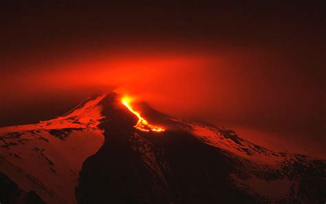 Hiking Italy, Volcano to Volcano - The New York Times