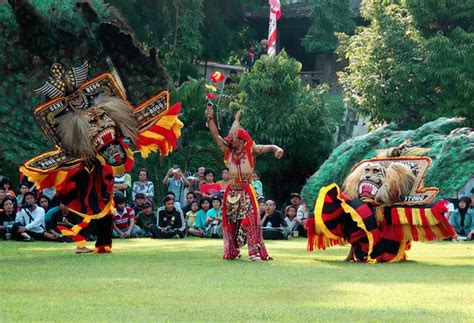 The Mystical Art Dance Of Reog Ponorogo – Visit Indonesia – The Most ...