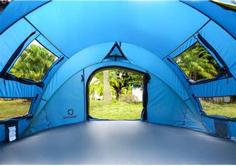 This Pop-Up Tent Can Be Assembled In Seconds Just By Throwing It In The Air