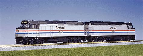 Kato - EMD F40PH - Standard DC - Amtrak Phase III, #375 - 381-376551