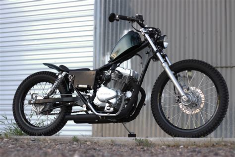 Bantamweight Bobber: Honda Rebel 250 “Toshiko” – BikeBound