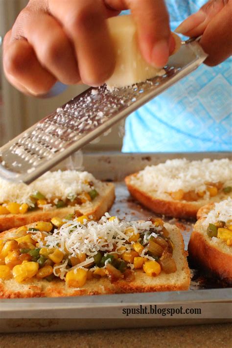 Spusht: Corn Capsicum and Cheese Toast Recipe