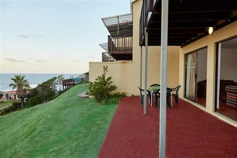 HOLE IN THE WALL - UPDATED 2018 Hotel Reviews & Price Comparison (Coffee Bay, South Africa ...