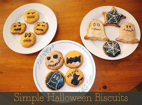 Simple Halloween Biscuits - Kat Masterson