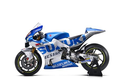 2020 Suzuki MotoGP bike unveiled. Here's the bike | DriveMag Riders