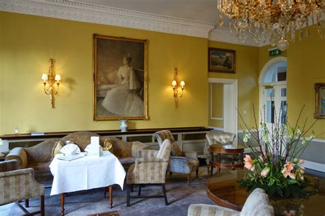 Art Tea at the Merrion Hotel | French Foodie in Dublin - Food Blog | Dublin Food Tours