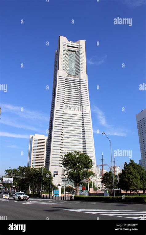 View of Landmark Tower Yokohama Japan Stock Photo - Alamy