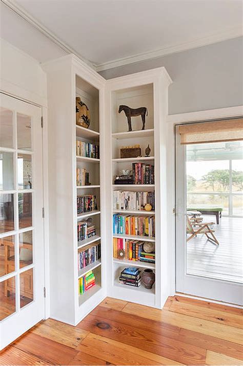 Clever Ways In Which A Corner Bookshelf Can Fill In The Blanks In Your ...