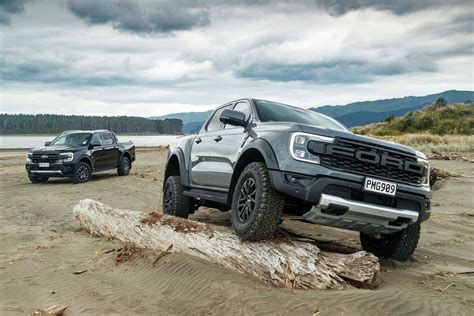 2023 Ford Ranger Raptor vs Ford Ranger Wildtrak comparison review - NZ Autocar