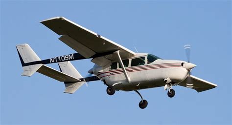 Cessna 337 Guide and Specs - Aviator Insider