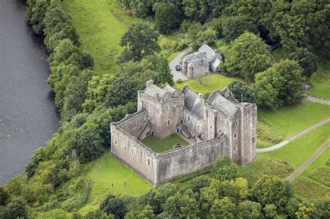 Ten top medieval castles in Scotland - History Scotland