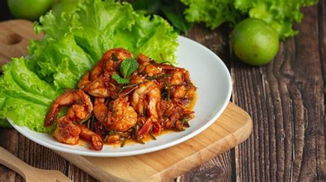 5 Resep Udang Saus Tiram Berbagai Olahan, Nikmat Disantap Bareng Nasi Panas!