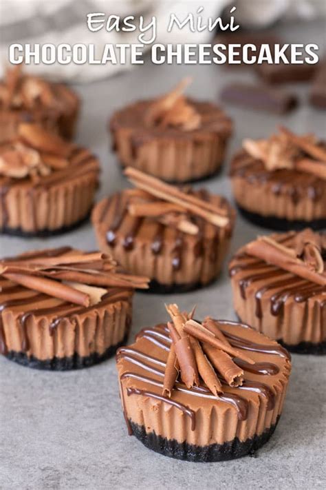 Easy Mini Chocolate Cheesecakes - El Mundo Eats