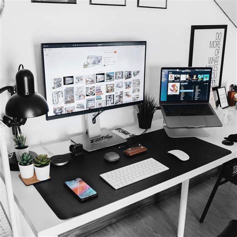 Super Awesome Workspaces & Setups 21 - Graphic Design Inspiration ...