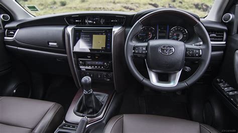 Toyota Fortuner Photo, Toyota New Fortuner Interior Image - CarWale