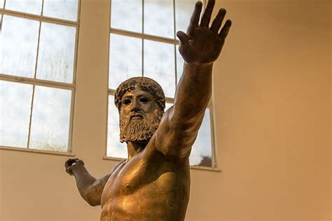 Artemision Bronze - Zeus or Poseidon? : A Thunderbolt, if Zeus, or a ...