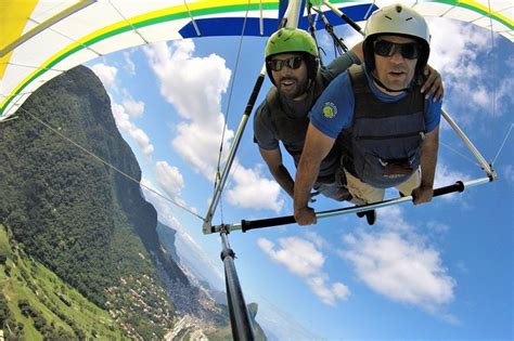 Paragliding or hang gliding experience in Rio de Janeiro 2024