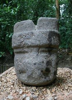 The Dragon's Tales: TEH STOOPID Damages Priceless Olmec Sculptures