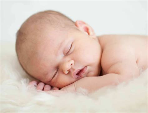 Top 11 Expert Baby Sleep Tips to Help Your Newborn Baby Sleep