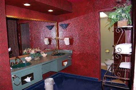 GRACELAND | graceland suite bathroom nonabbandonareicani oct 2009 suite graceland ...