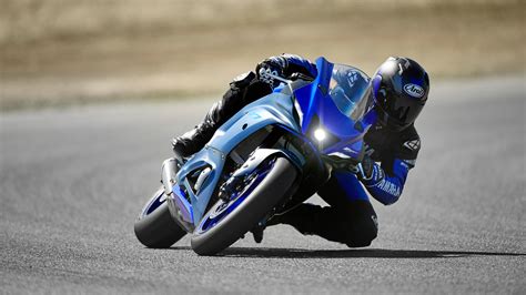 R7 - motorcycles - Yamaha Motor