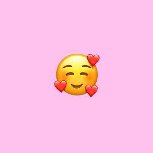 🥰 Smiling Face With Hearts emoji Meaning | Dictionary.com