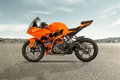 KTM RC 200 GP Edition Price, Images, Mileage, Specs & Features