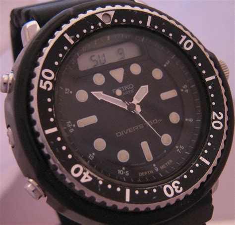 Seiko "Arnie" Divers 150M, Black Dial, Rubber Strap