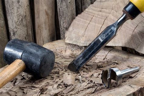 How To Use A Wood Chisel - Sharpen Up