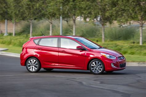 2017 Hyundai Accent Hatchback Pricing - For Sale | Edmunds