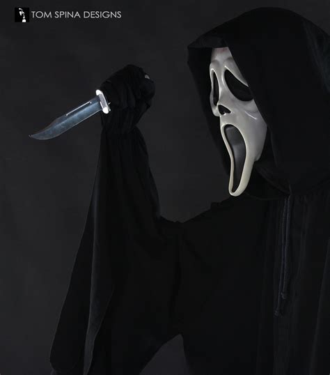 Scream 4 Ghostface Killer Costume Display - Tom Spina Designs » Tom Spina Designs