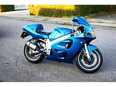 Suzuki GSXR 600 SRAD - 1998