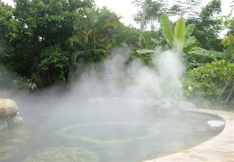 Small Smoking Gas Mist Fog Water Fountain , Stainless Steel Floor Mist Fountain