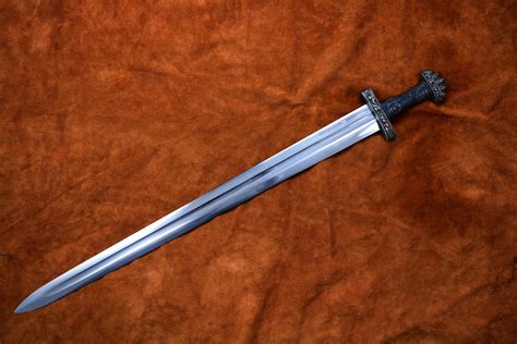 The Oslo Viking Sword (#1308) - Darksword Armory