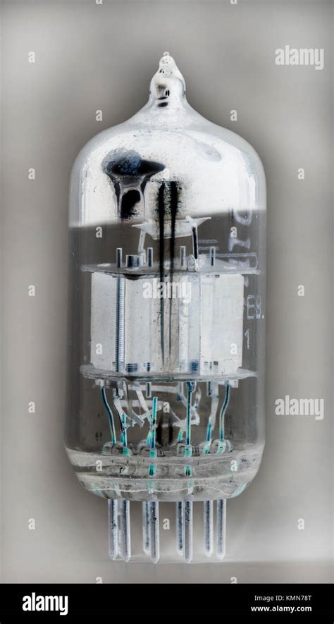 vacuum tube, radio Stock Photo - Alamy