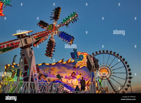 Europe, Germany, Bavaria, Munich, Oktoberfest, fairground rides Stock Photo - Alamy